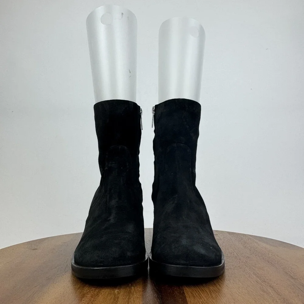 New Womens Aquatalia‎ Brigitte Luxe Black Suede Casual Heeled Ankle Boots Size 8